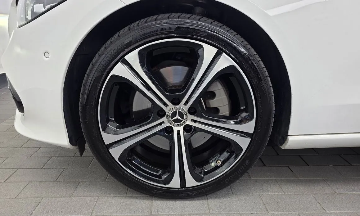 Mercedes-Benz C-Class 2023 из KR, фото 8