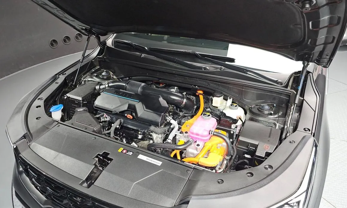 Kia Sorento — фото 9