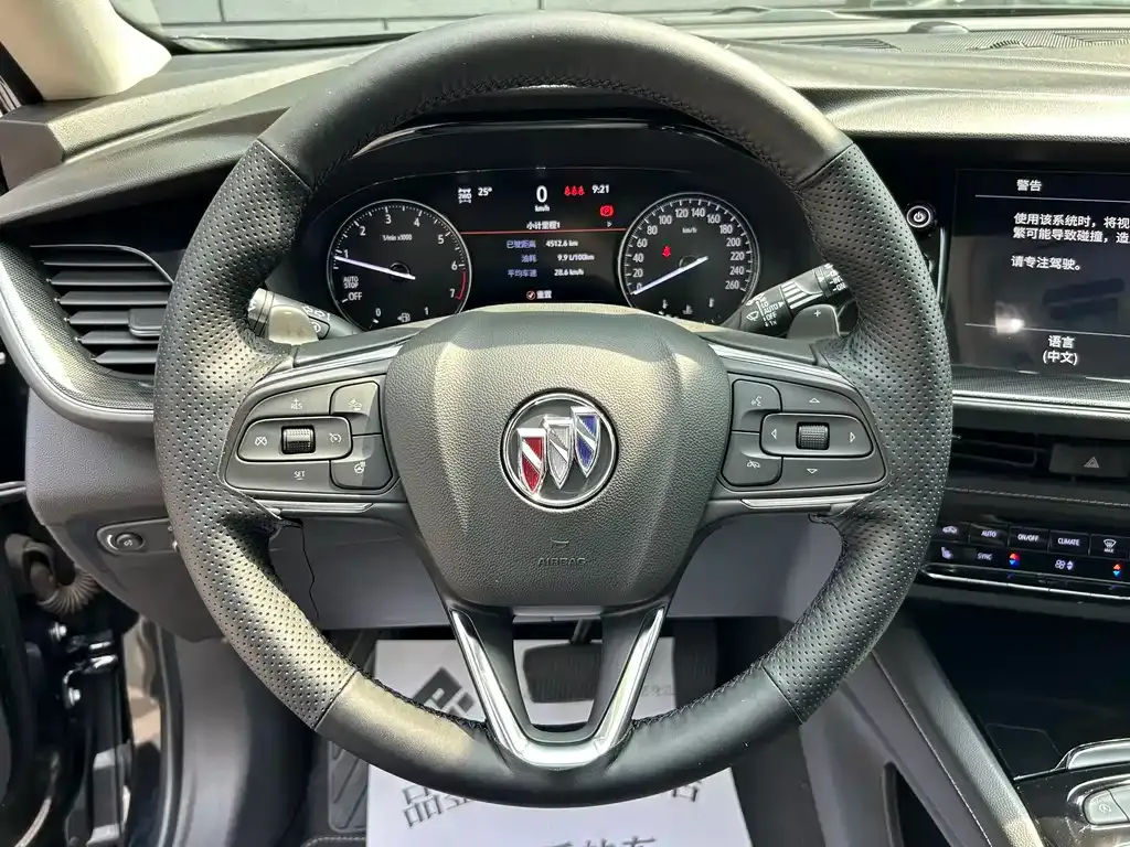 Buick Envision Plus — фото 10