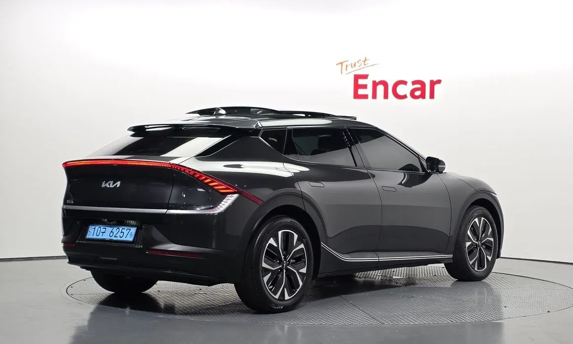 Kia EV6 — фото 4