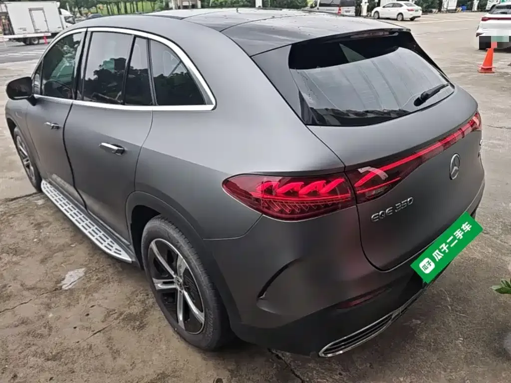 Mercedes-Benz EQE SUV — фото 9