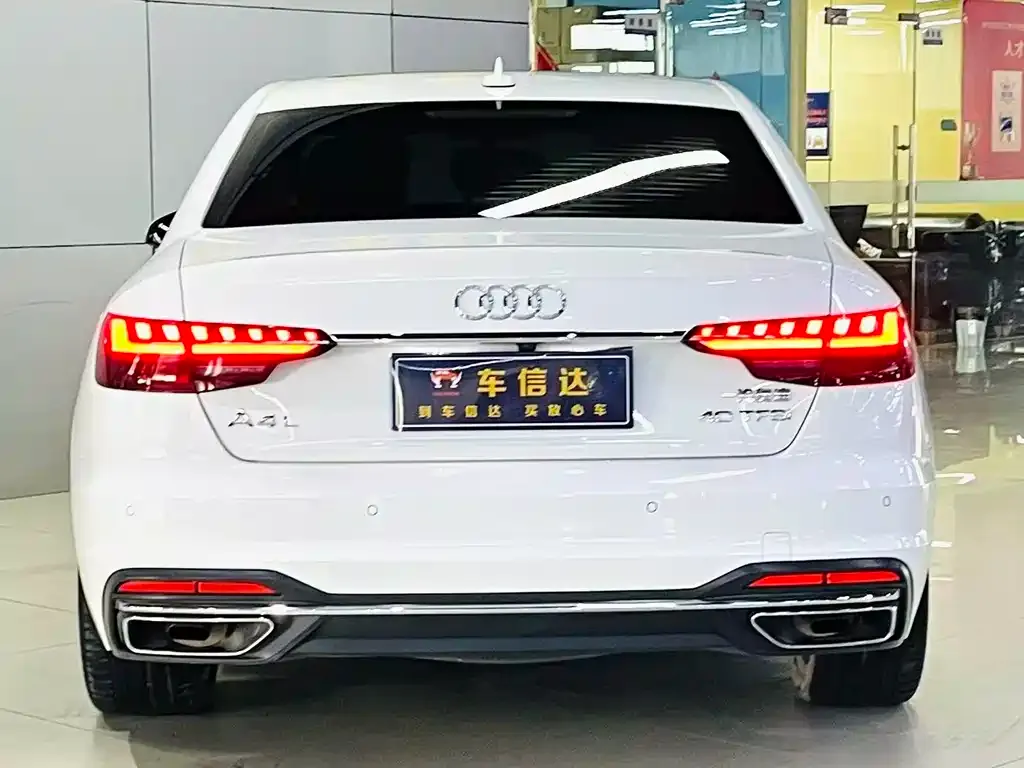 Audi A4L — фото 6
