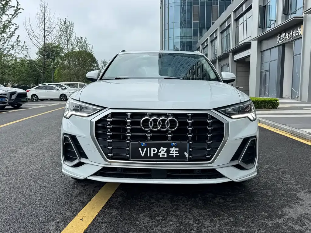 Audi Q3 2021 из CN, фото 5