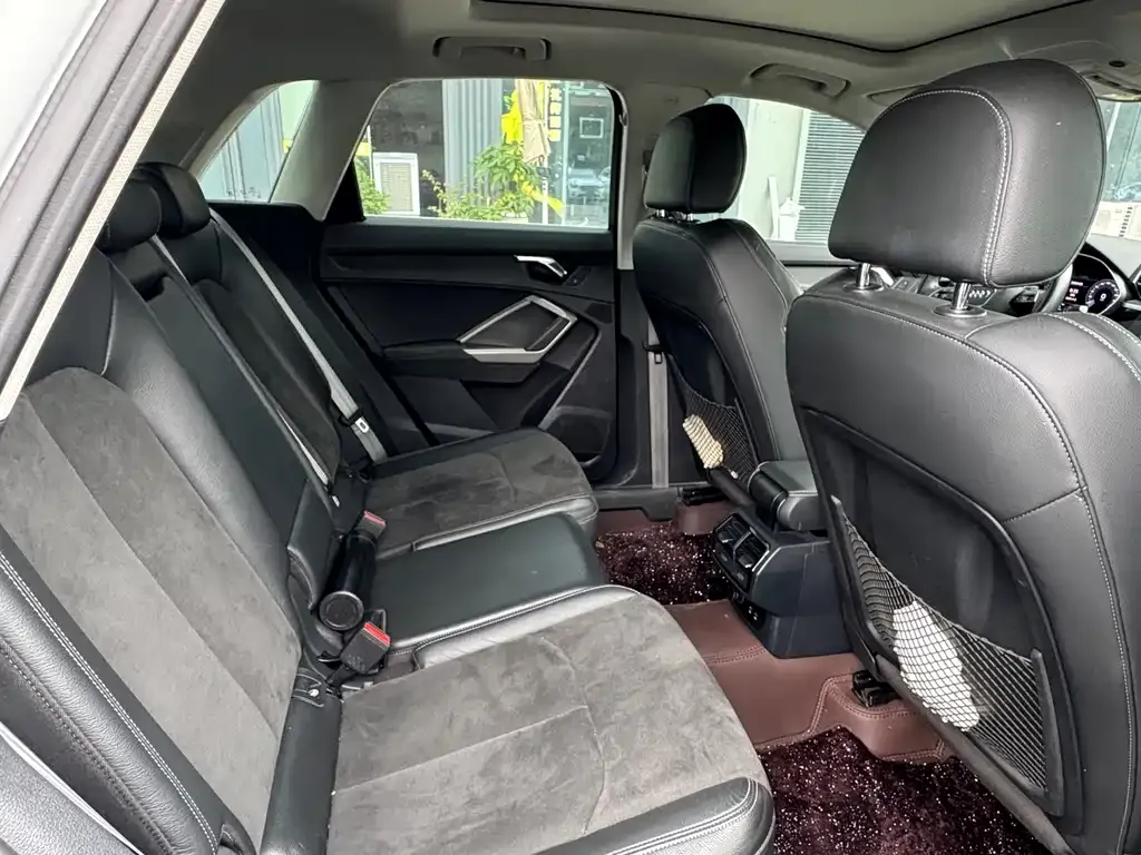 Audi Q3 2021 из CN, фото 8