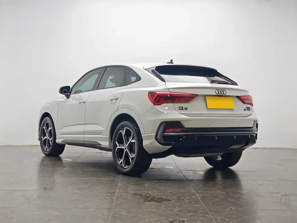 Audi Q3 Sportback — фото 3