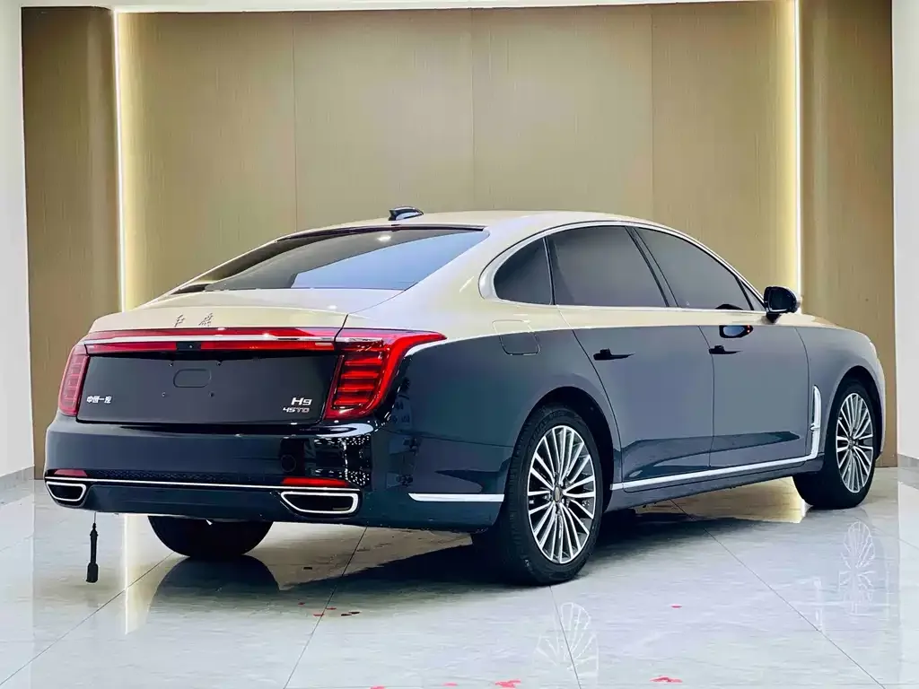 Hongqi H9 — фото 4