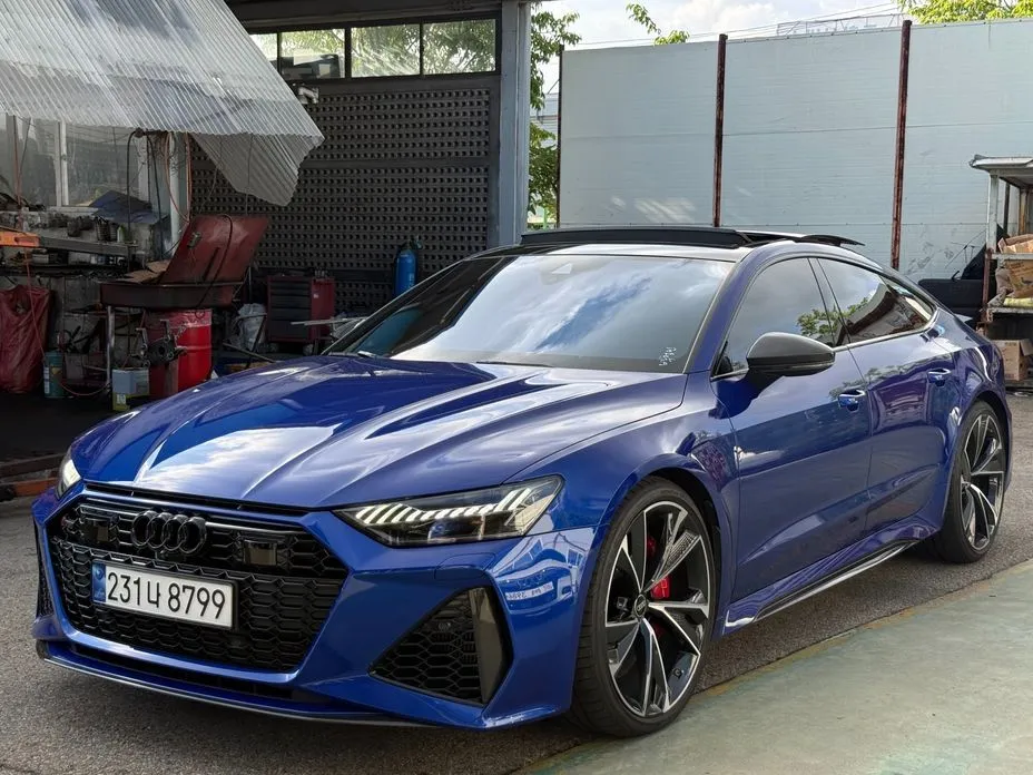 Audi RS7 — фото 5