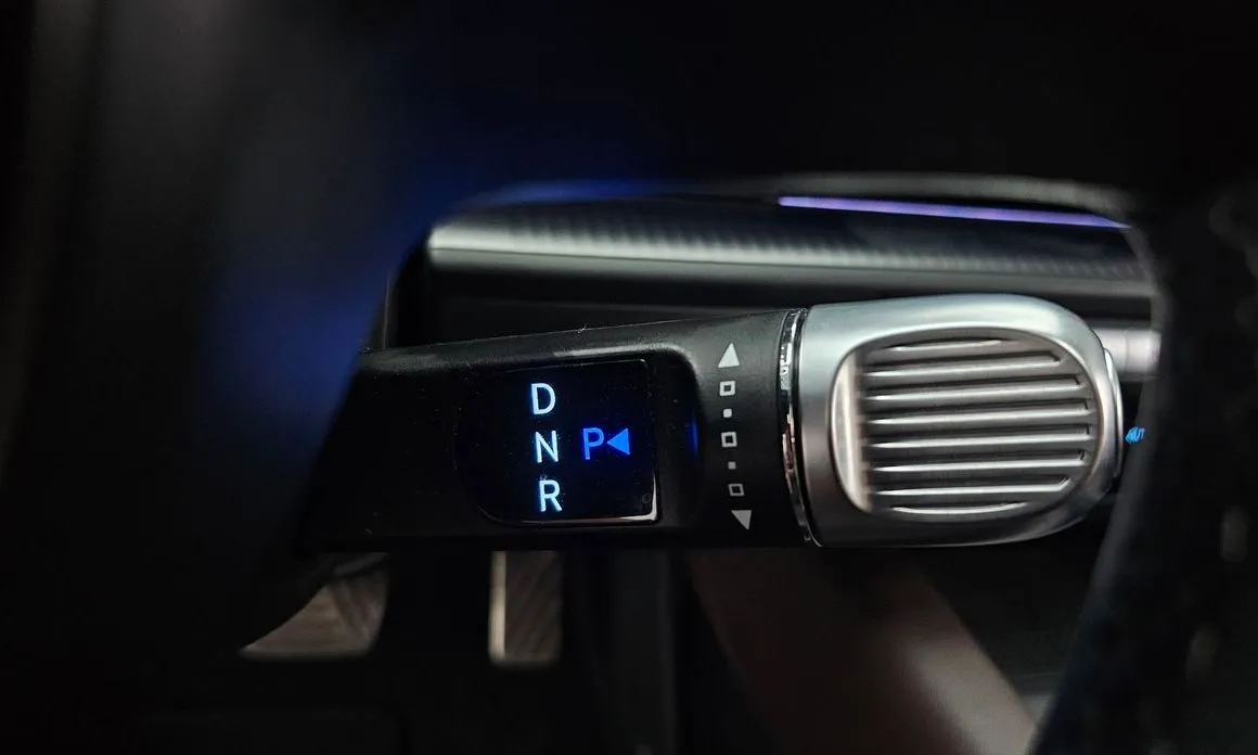 Hyundai Ioniq6 — фото 3