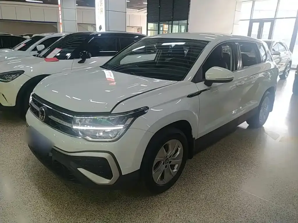 Volkswagen Tharu — фото 1