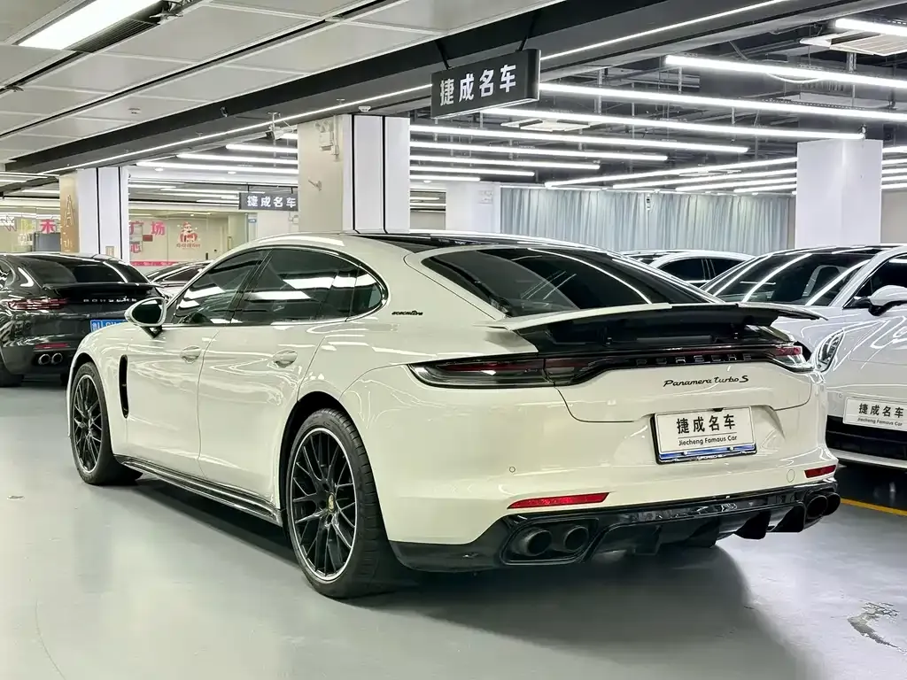 Porsche Panamera — фото 7