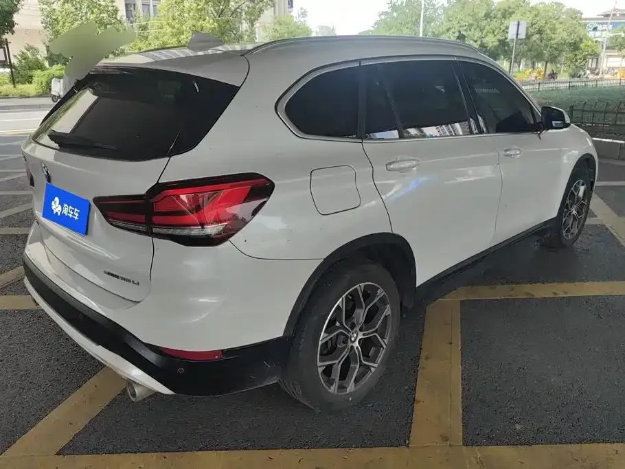 BMW X1 — фото 10