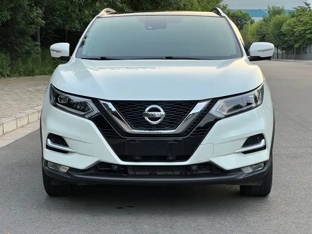 Nissan Qashqai — фото 6