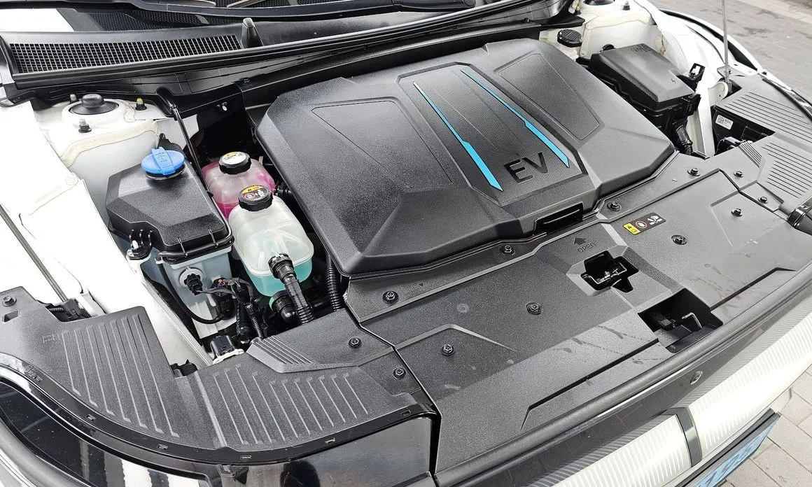 Hyundai Ioniq5 — фото 4