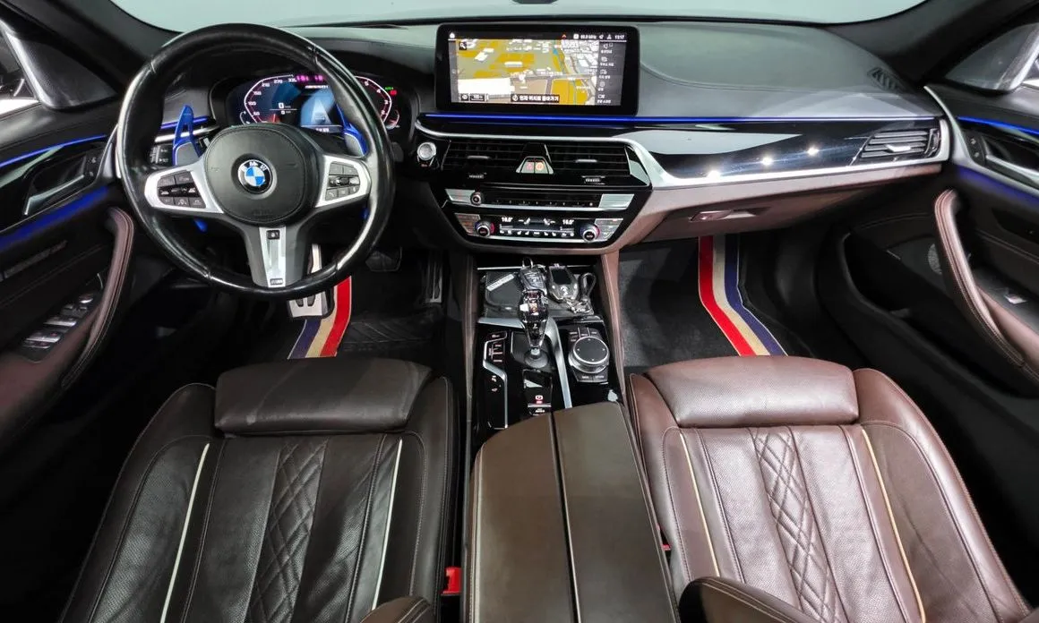 BMW 5-Series 2023 из KR, фото 8
