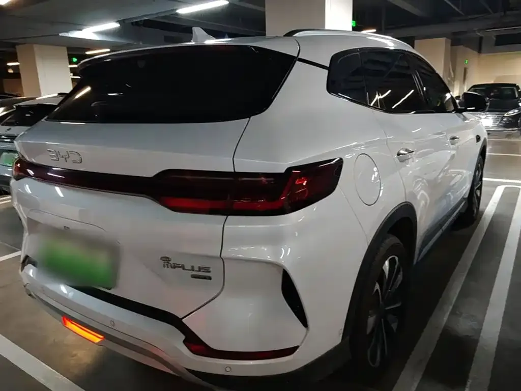BYD PLUS New Energy — фото 6