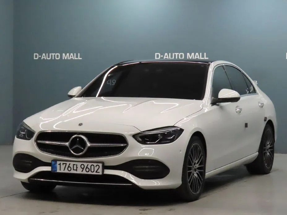 Mercedes-Benz C-Class — фото 1