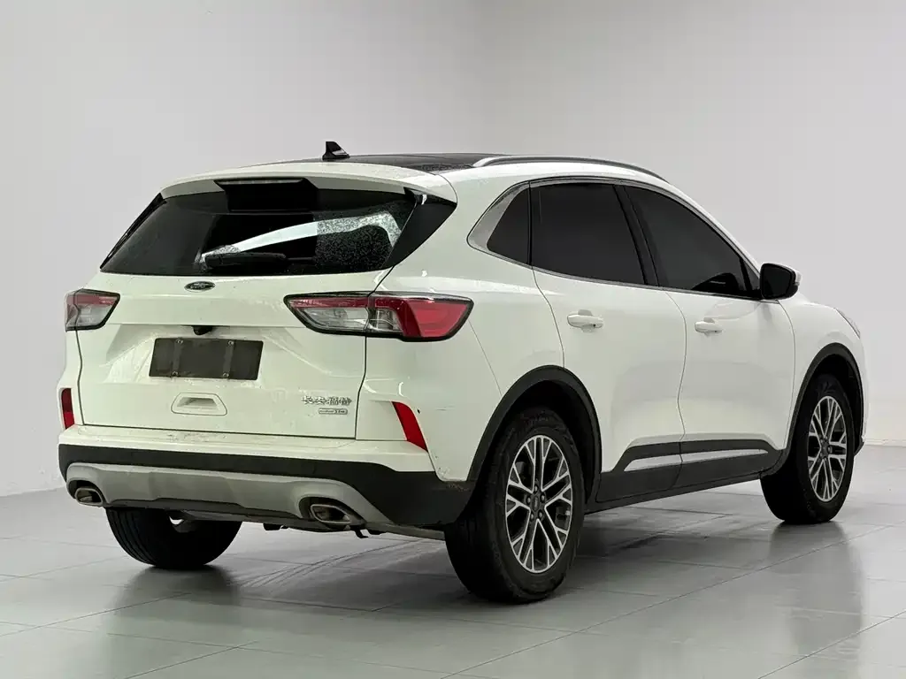 Ford Escape 2023 из CN, фото 7