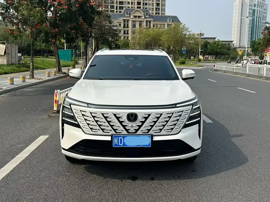 Changan CS75PLUS — фото 7