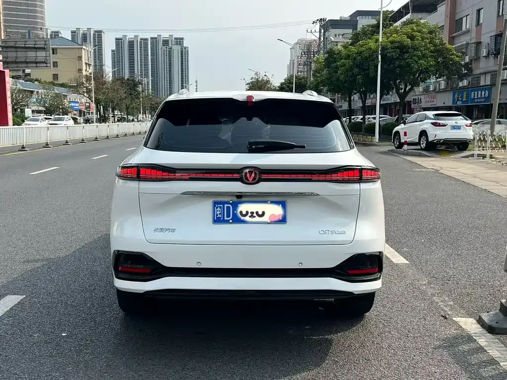 Changan CS75PLUS — фото 8