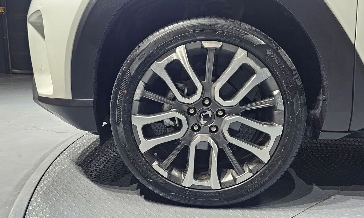 KG Mobility (Ssangyong) Torres — фото 10