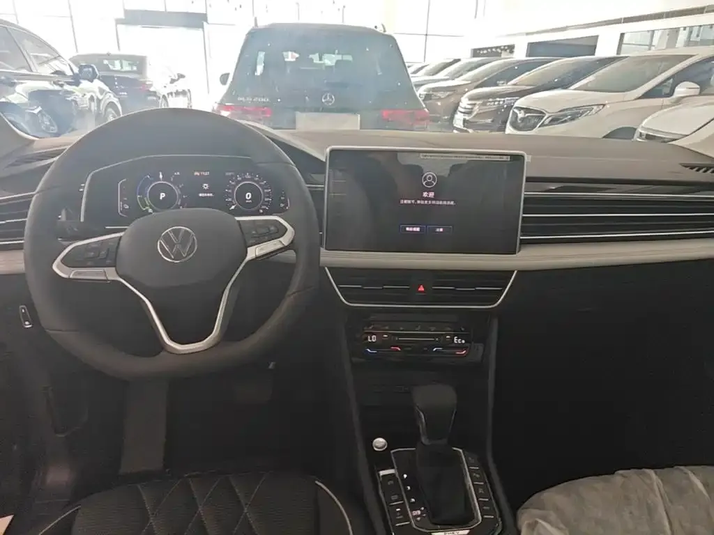 Volkswagen 途观L插电混动 — фото 6