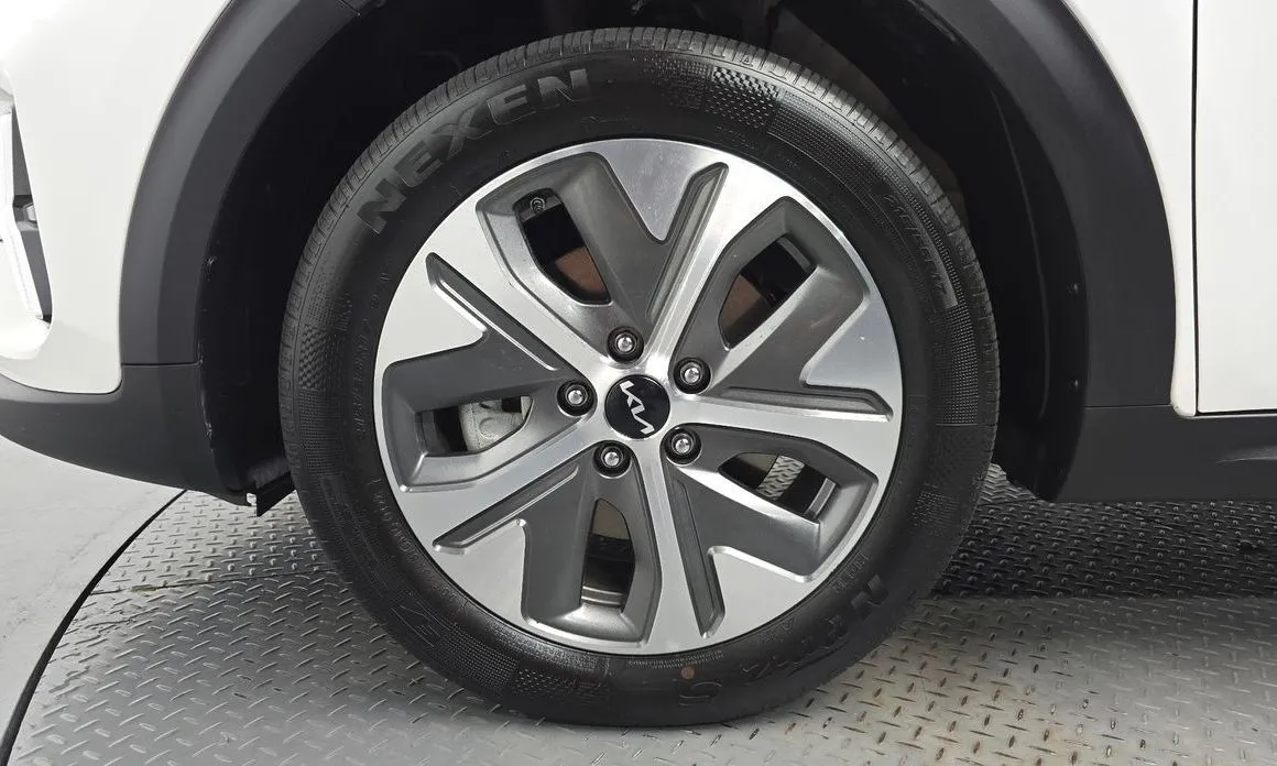 Kia Niro 2023 из KR, фото 10