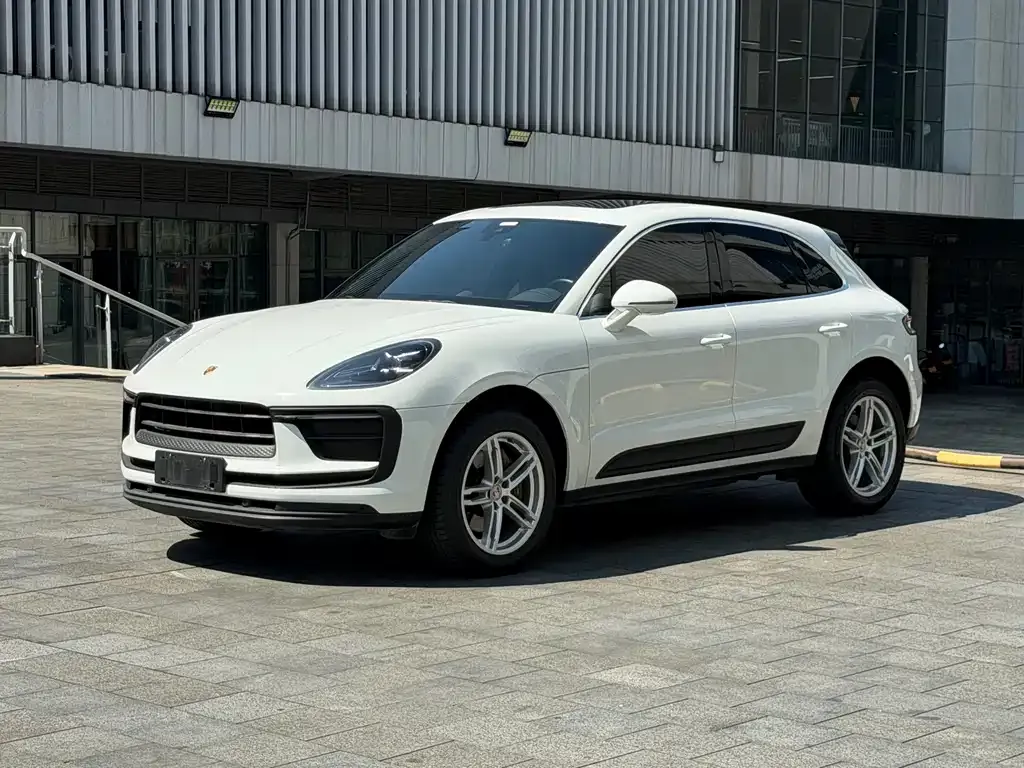 Porsche Macan — фото 1
