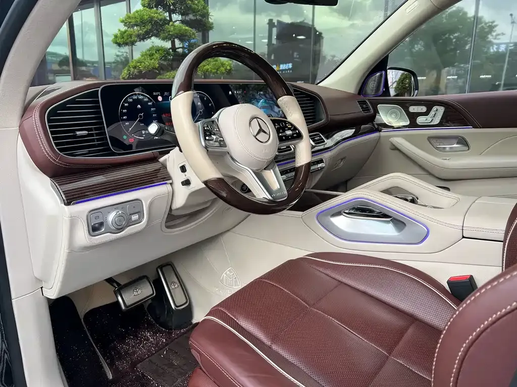 Mercedes-Benz GLS — фото 3