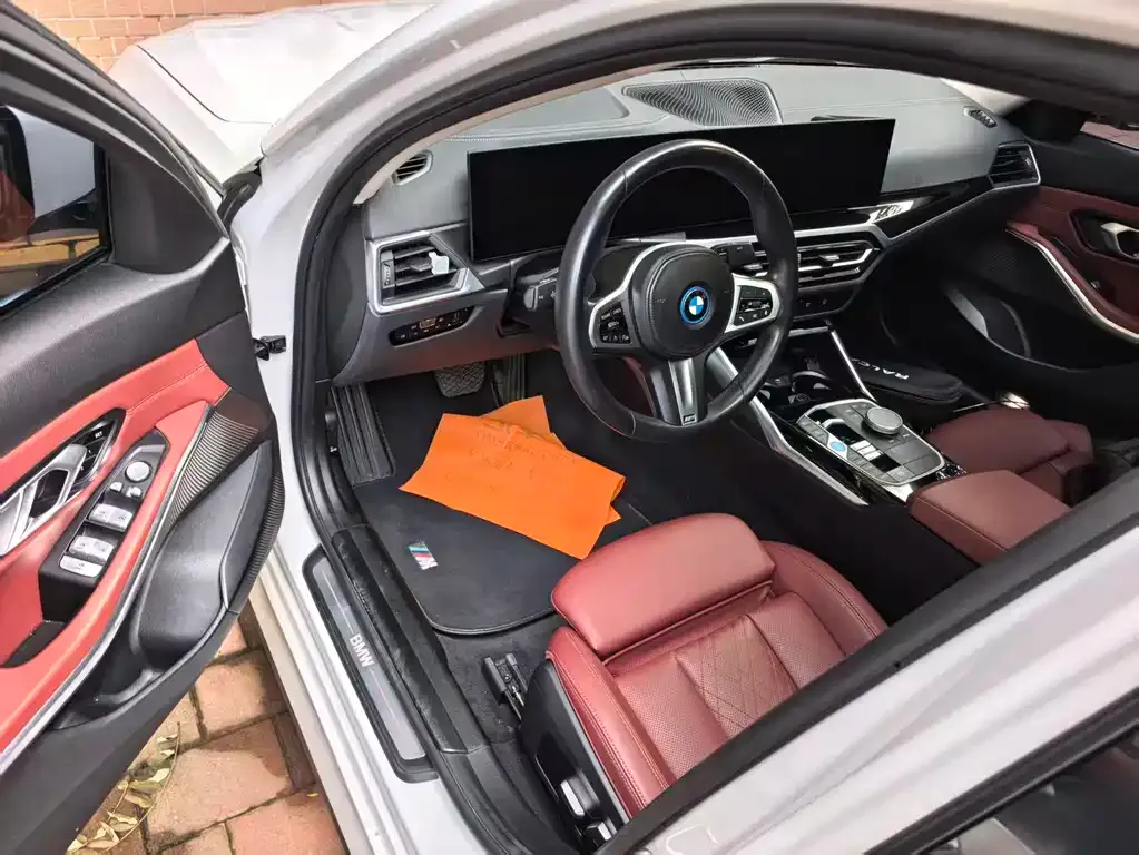 BMW i3 — фото 7