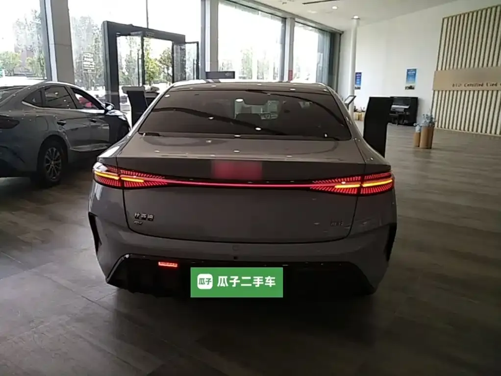 BYD Seal — фото 4