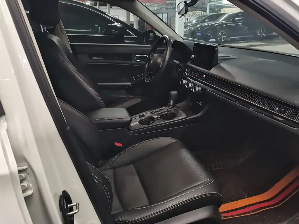 Honda Civic — фото 5