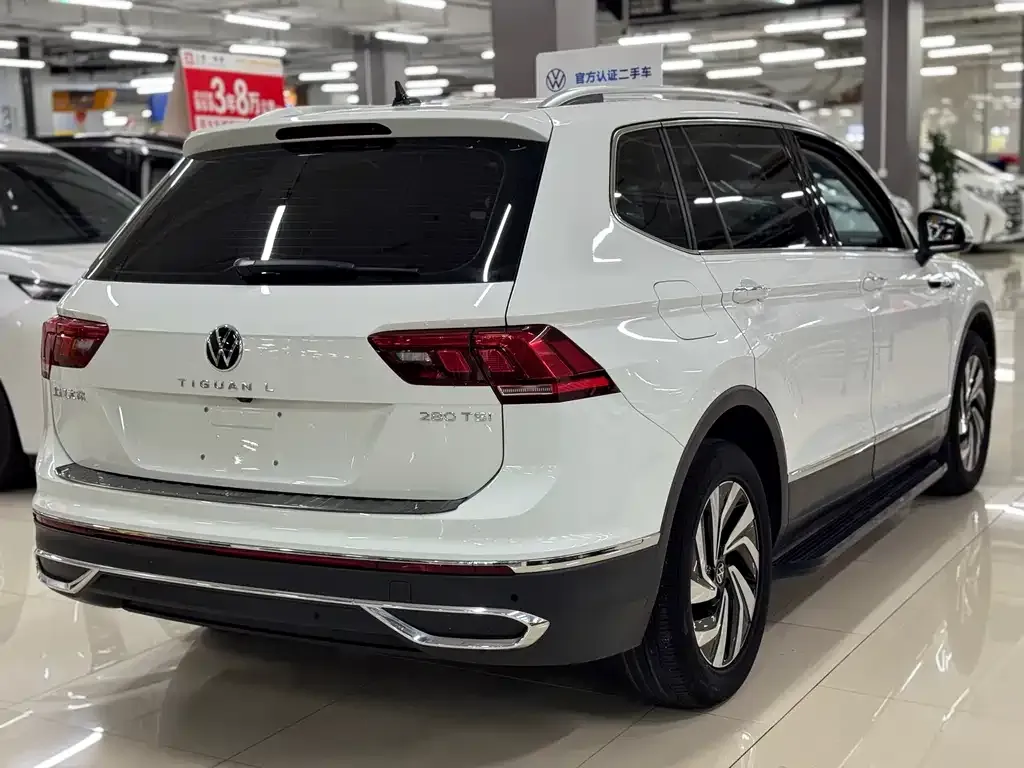 Volkswagen Tiguan L — фото 4