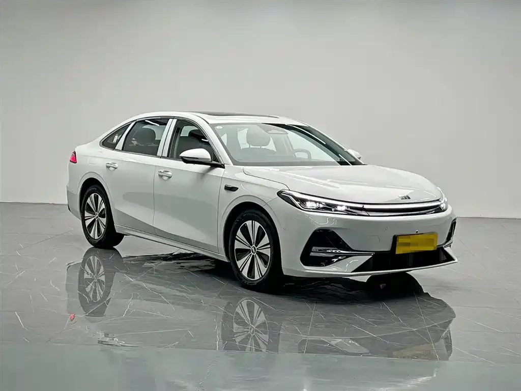 Geely 银河A7 EM — фото 6