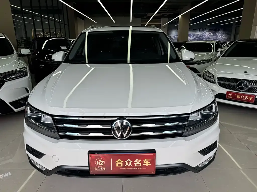 Volkswagen Tiguan L — фото 4