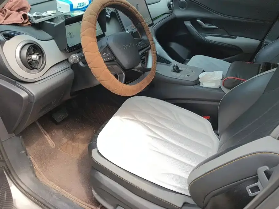 BYD Seal 05 DM-i — фото 7
