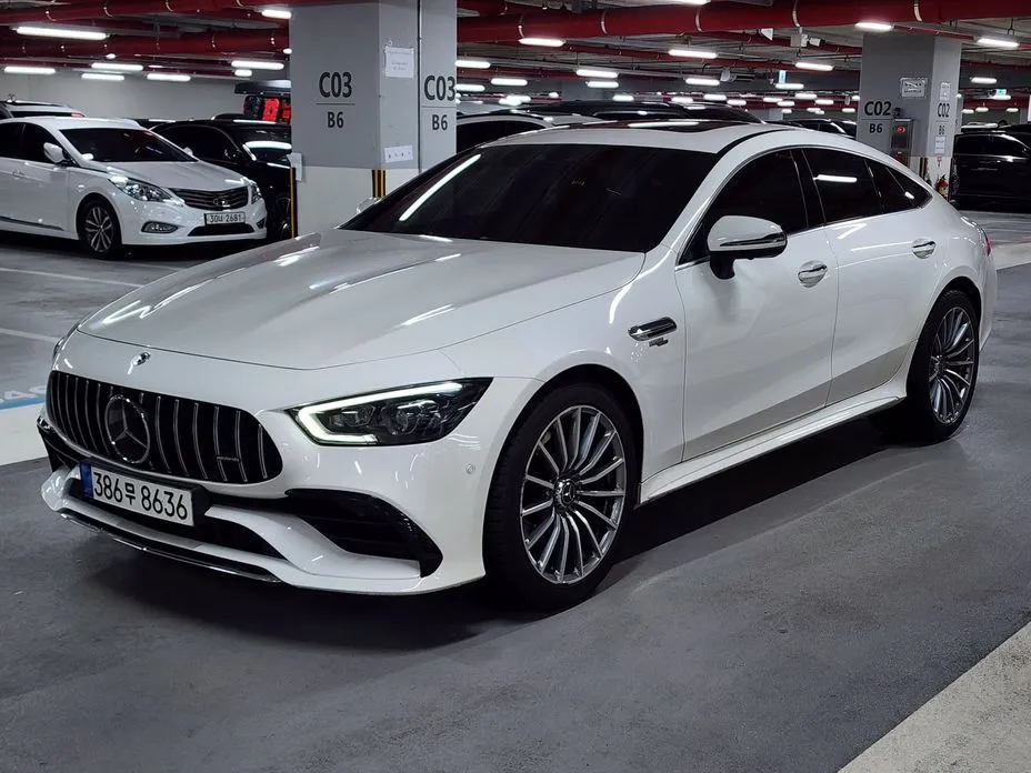 Mercedes-Benz AMG GT — фото 1