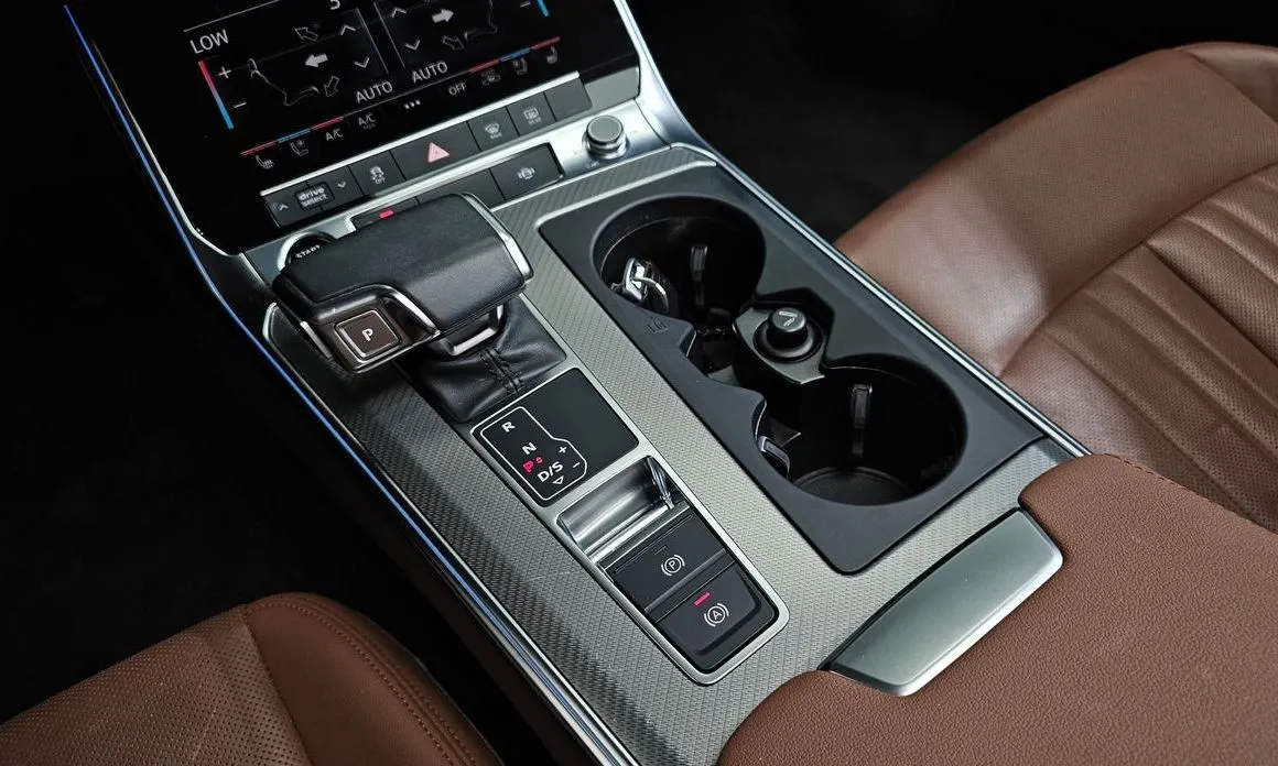 Audi A6 — фото 3
