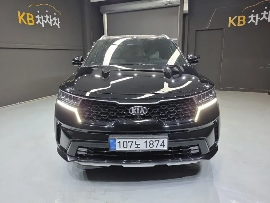 Kia Sorento — фото 1