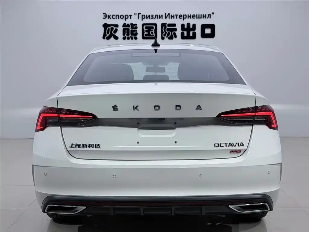 Skoda Octavia — фото 2