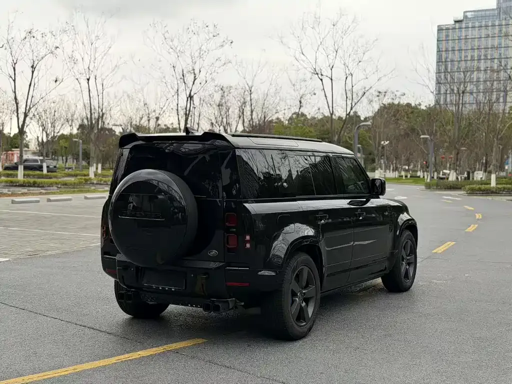 Land Rover Defender — фото 4