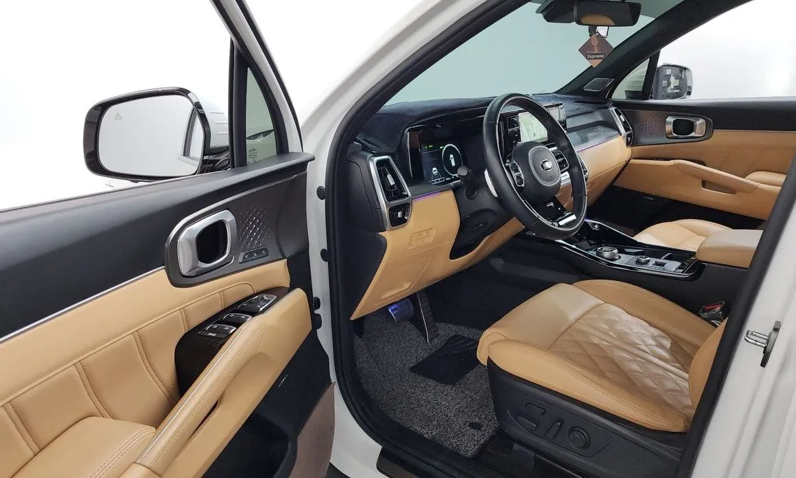 Kia Sorento — фото 8