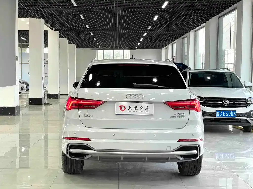 Audi Q3 — фото 5