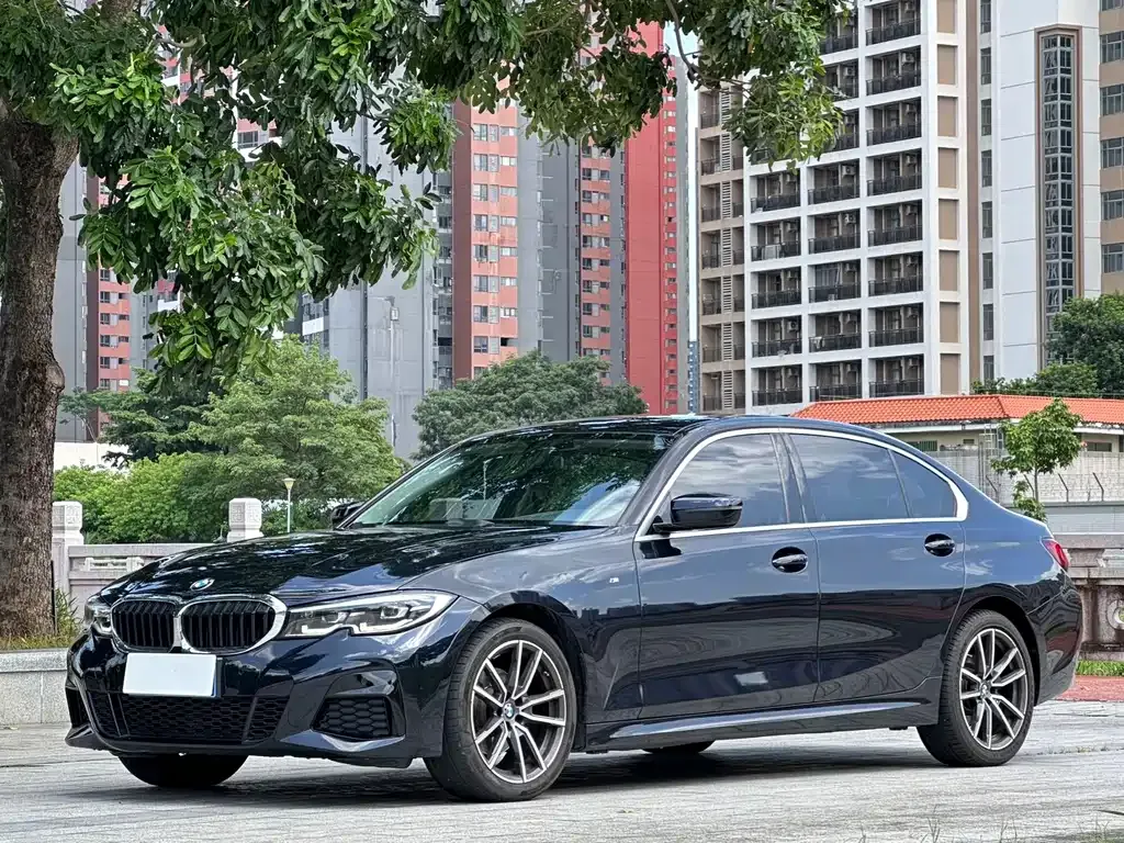BMW 3 Series — фото 1
