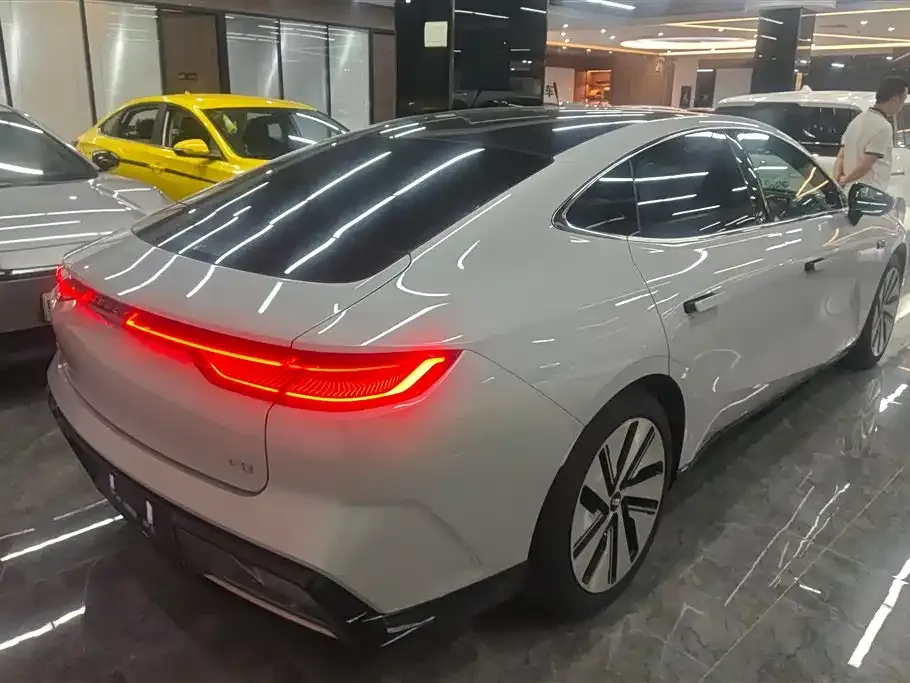 Geely Galaxy E8 2024 из CN, фото 7