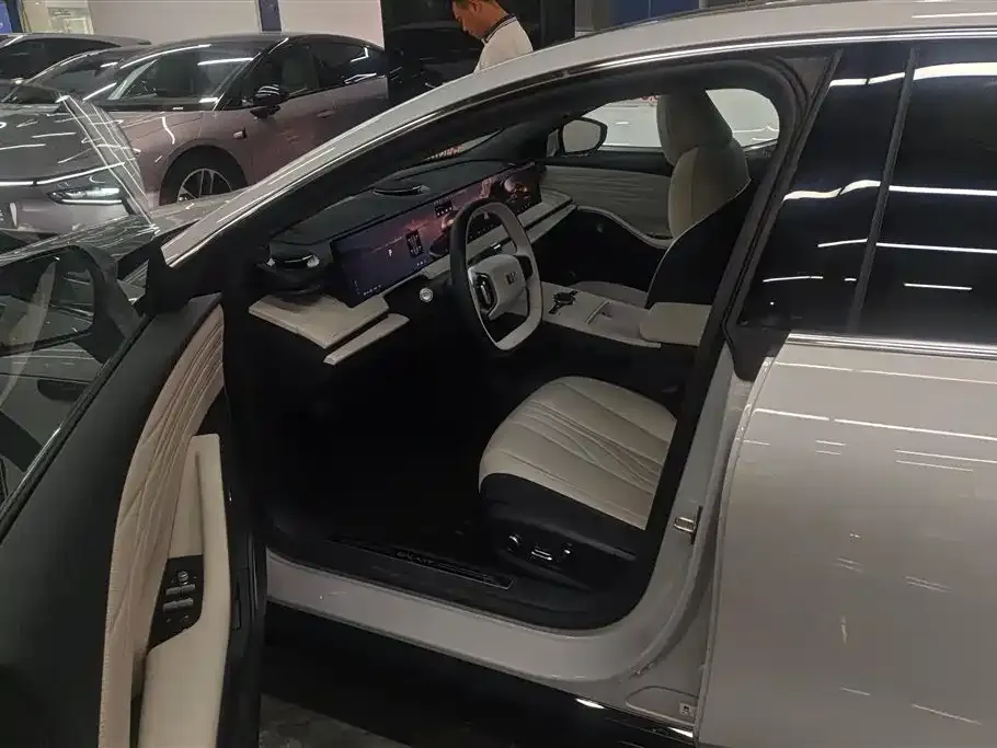 Geely Galaxy E8 2024 из CN, фото 8