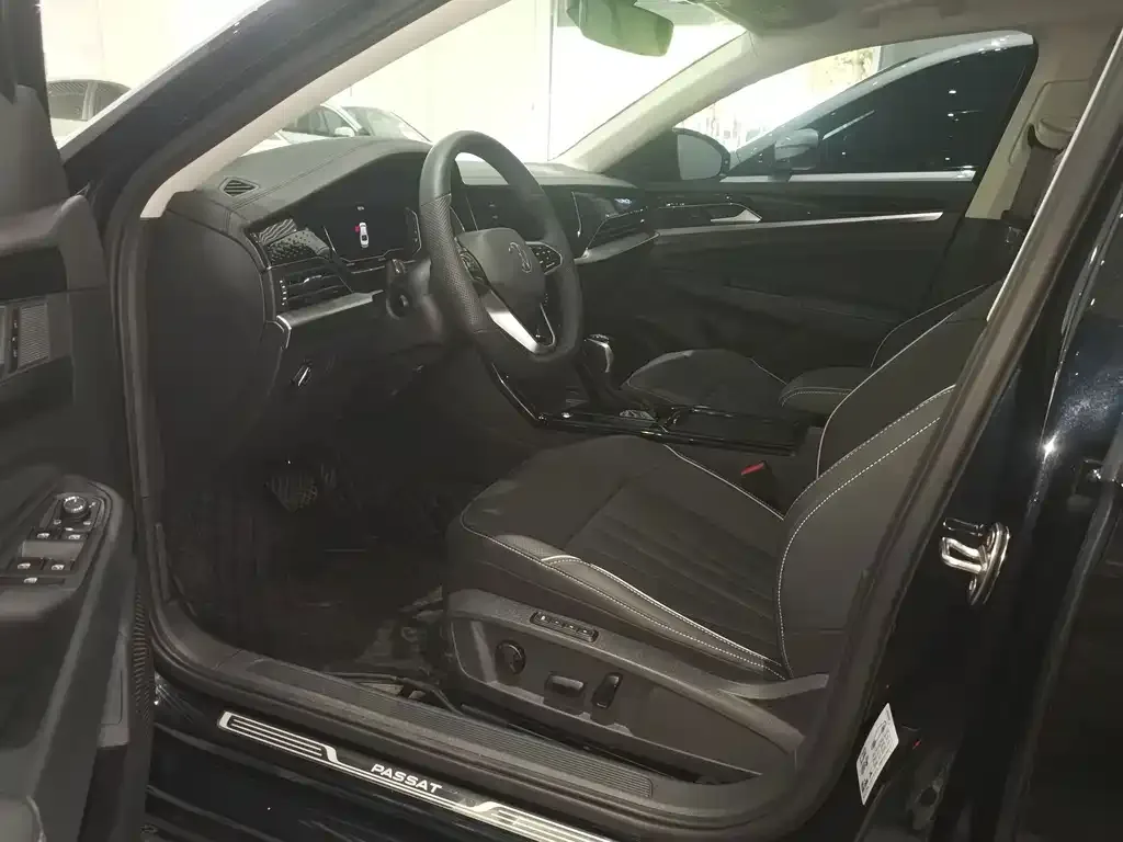 Volkswagen Passat — фото 5