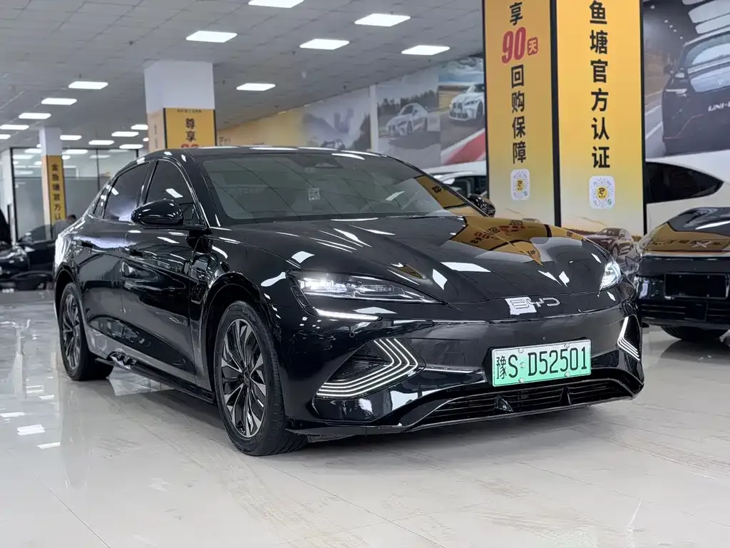 BYD Seal — фото 8