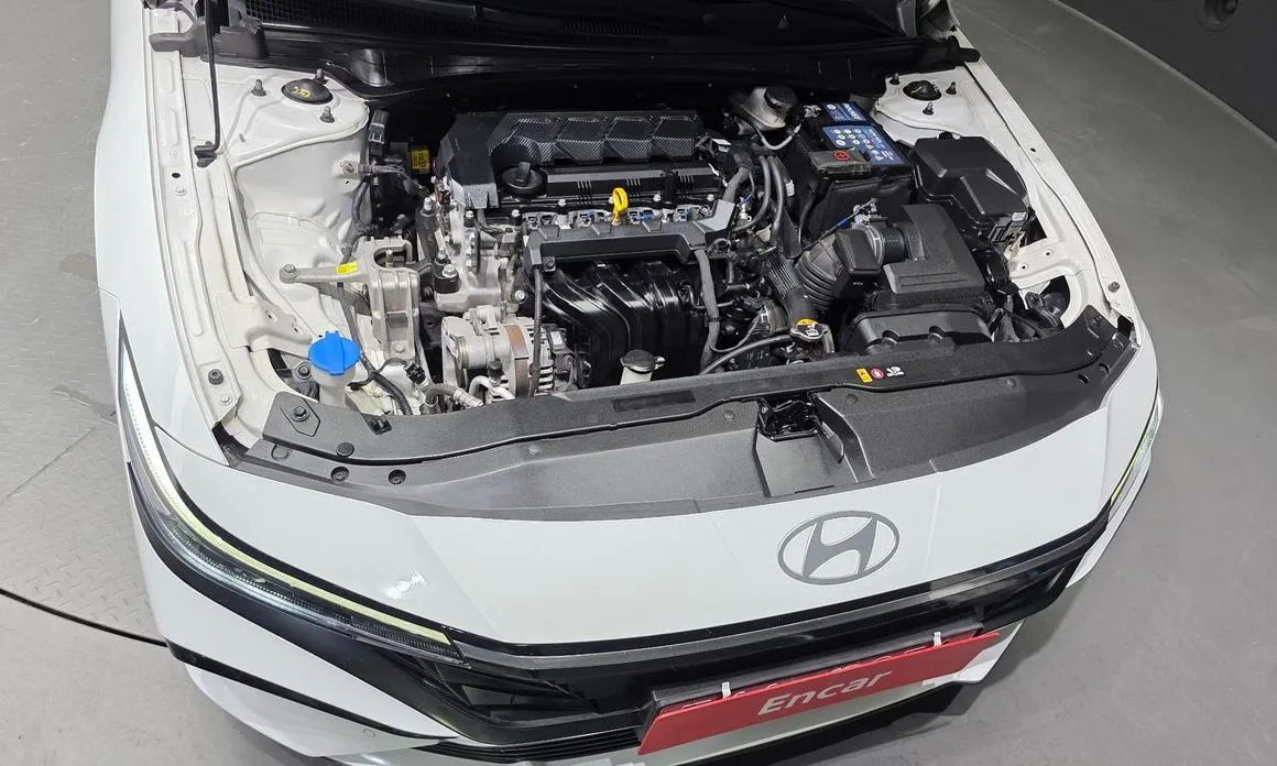 Hyundai AVANTE — фото 4