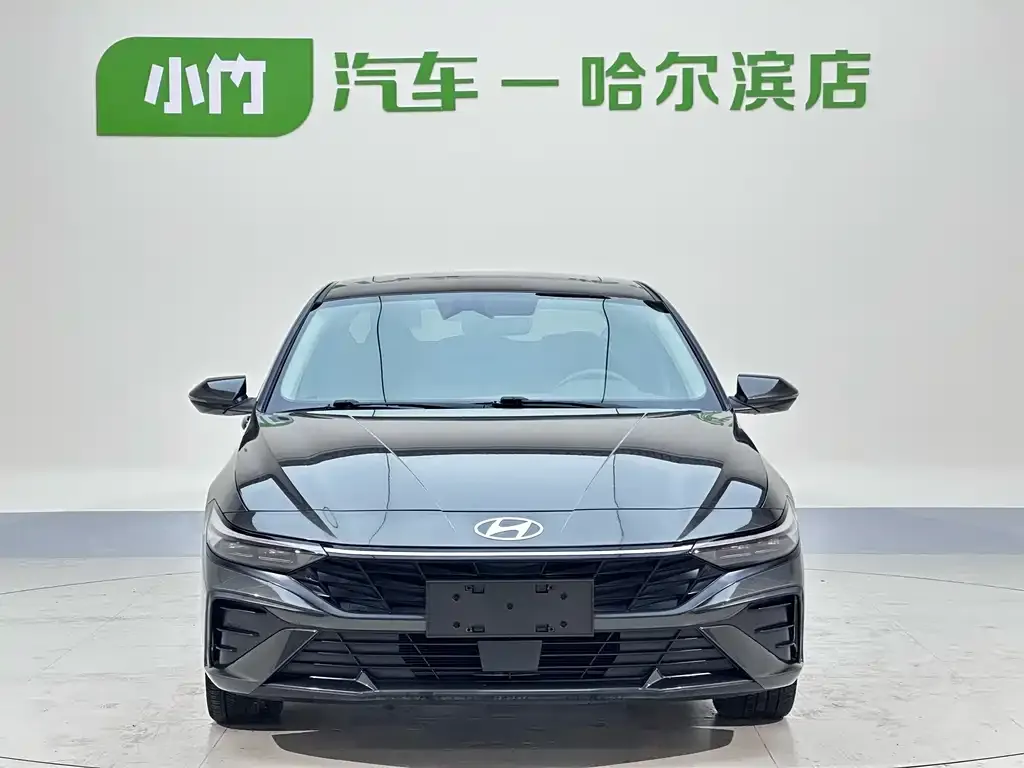 Hyundai Elantra — фото 10