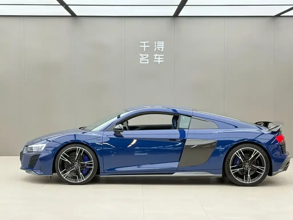 Audi R8 — фото 3